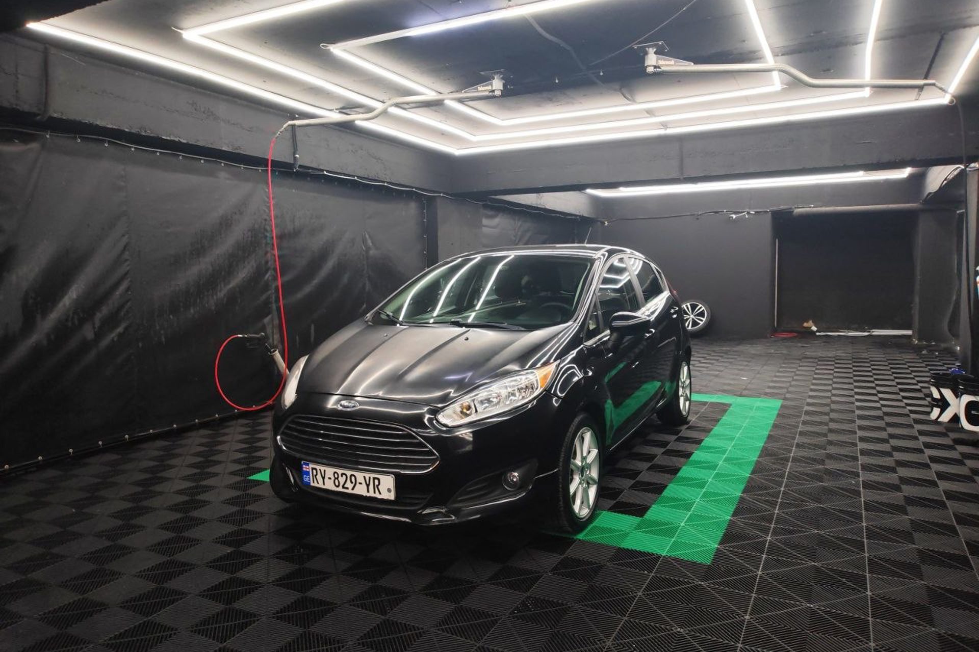 Ford Fiesta — прокат авто в Батуми