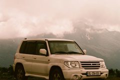Mitsubishi Pajero IO W