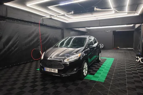 Ford Fiesta — прокат авто в Батуми
